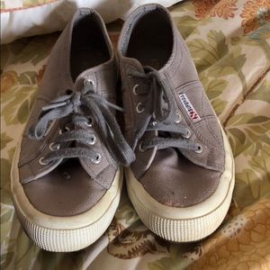 Superga grey
